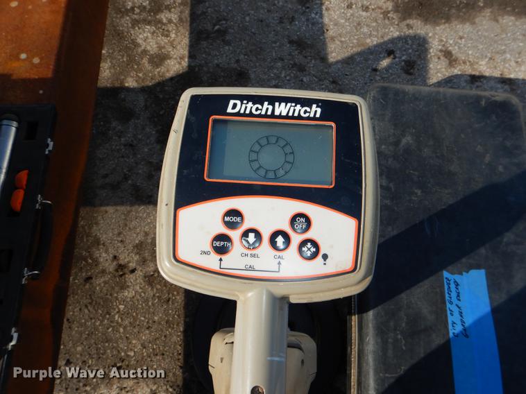 image for item EA9048 Ditch Witch 752 tracker locating system