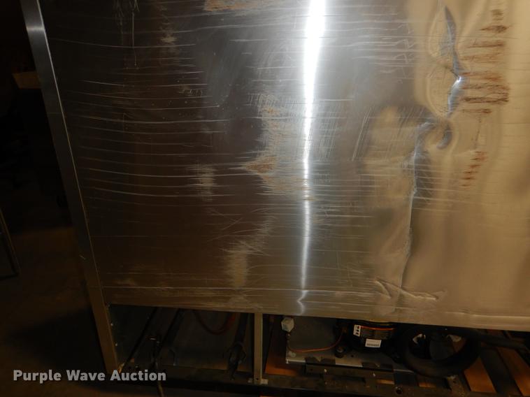 image for item EA9056 True T-72F freezer