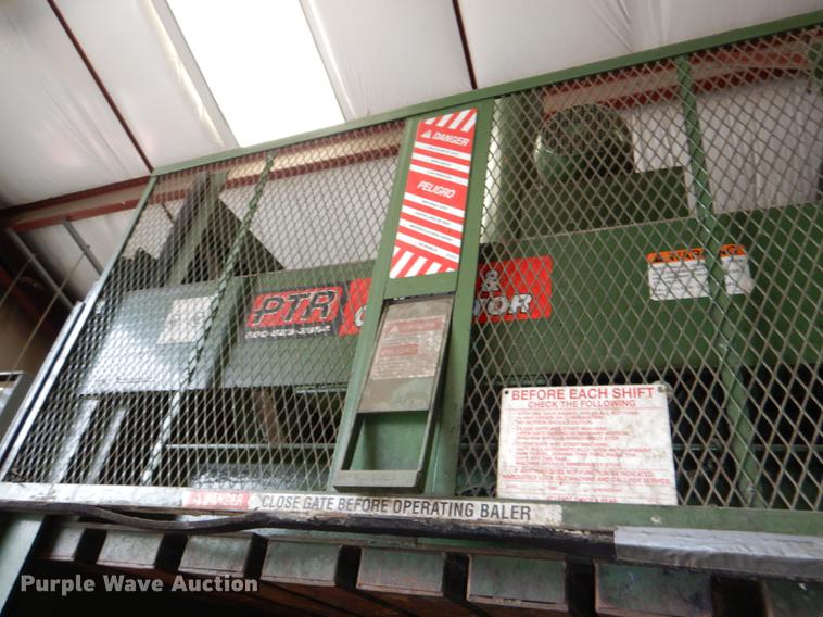 image for item EA9062 2005 PTR vertical cardboard baler