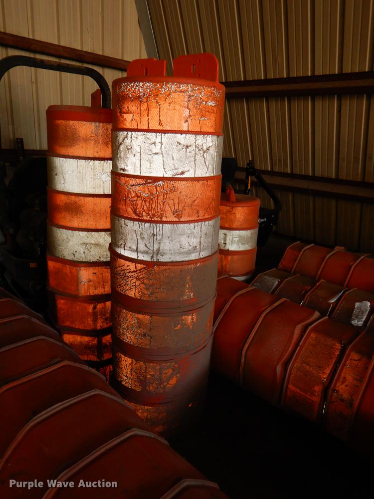 image for item EA9064 (73) safety barrels