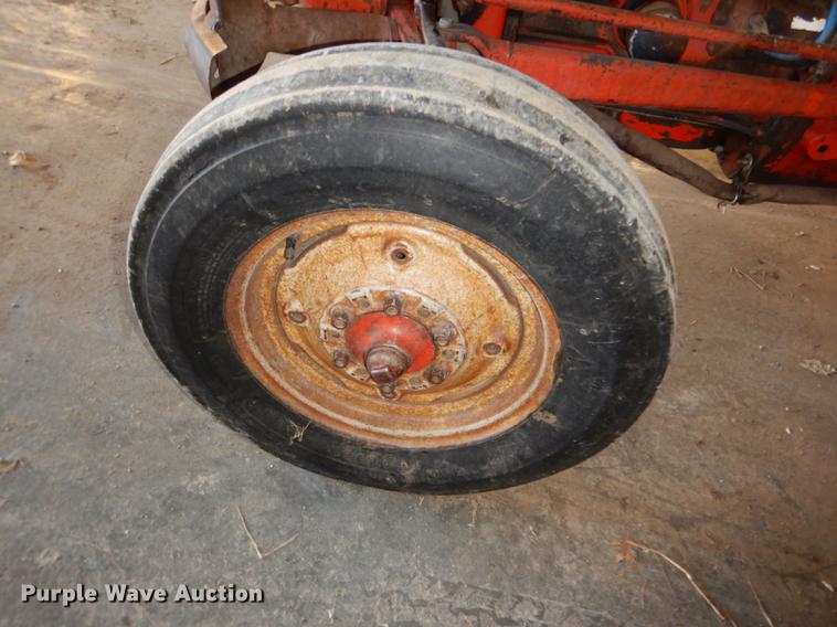 image for item EA9070 1960 Ford 801 tractor