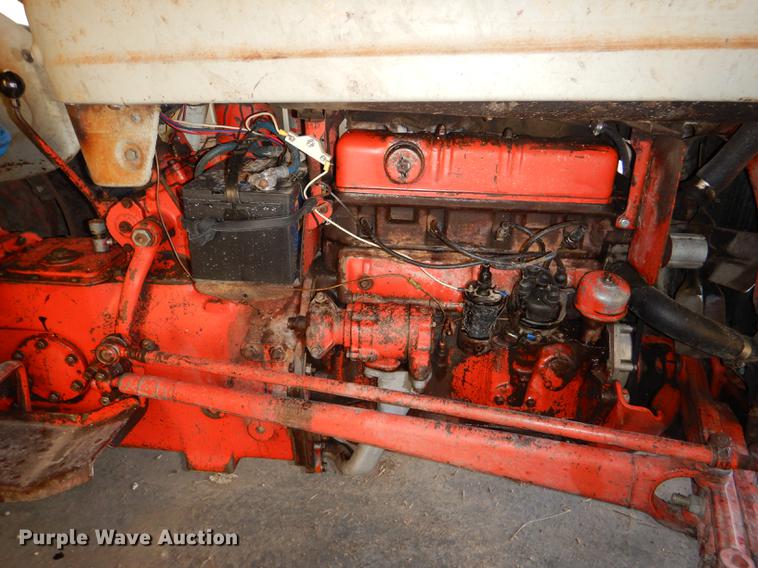 image for item EA9070 1960 Ford 801 tractor