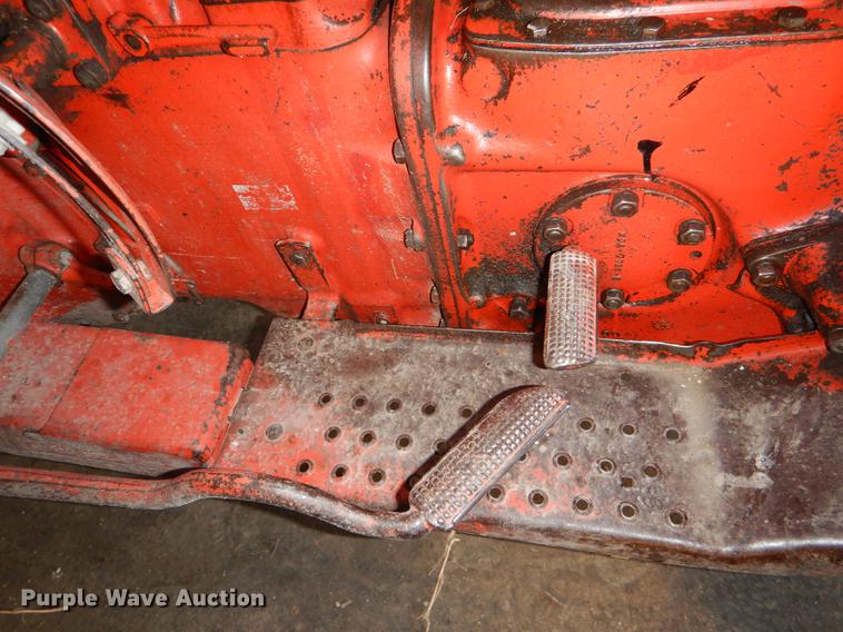 image for item EA9070 1960 Ford 801 tractor