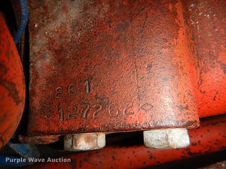 image for item EA9070 1960 Ford 801 tractor