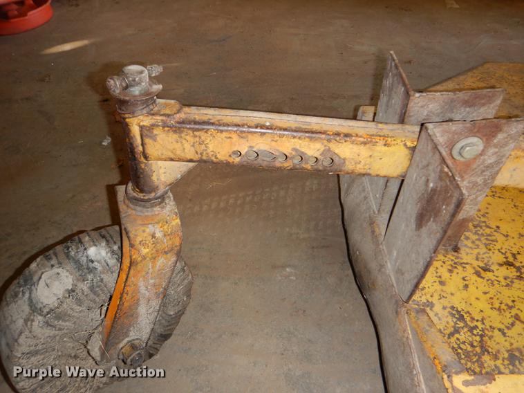 image for item EA9071 Rotary mower