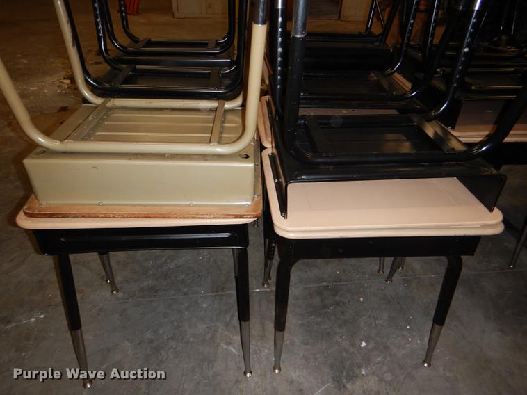 image for item EA9072 (28) student desks