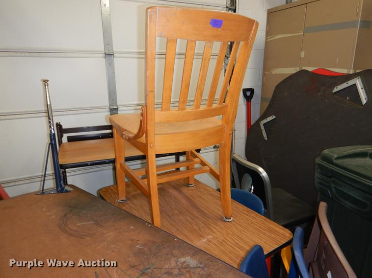 image for item EA9074 Furniture