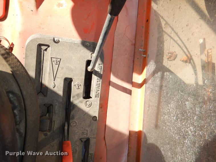 image for item EA9082 Kubota F3060 lawn mower