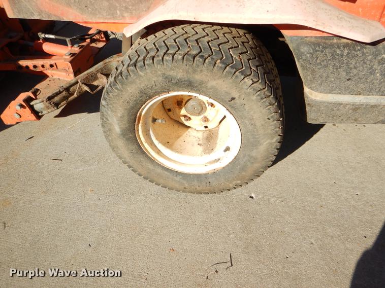 image for item EA9082 Kubota F3060 lawn mower