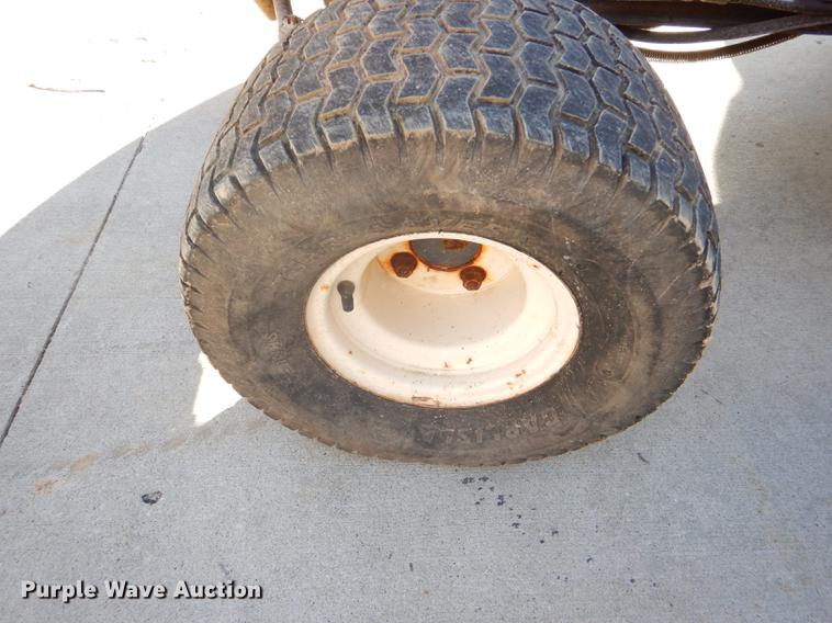 image for item EA9082 Kubota F3060 lawn mower