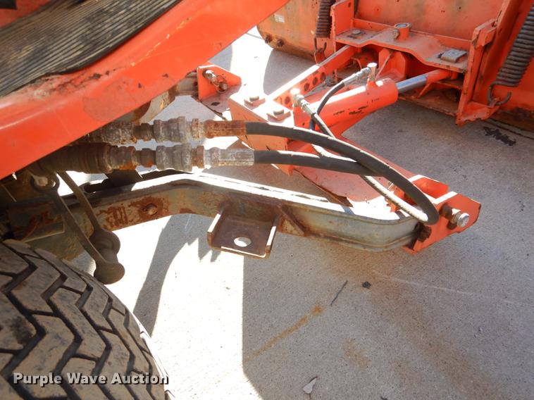 image for item EA9082 Kubota F3060 lawn mower