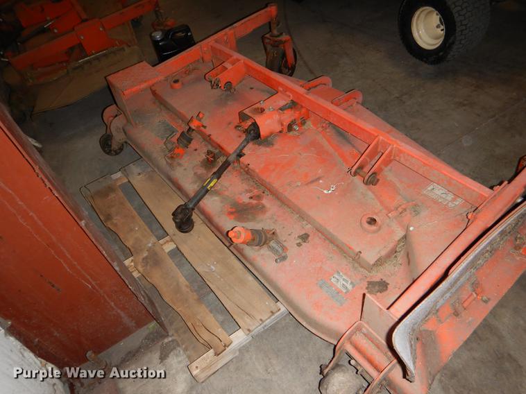 image for item EA9082 Kubota F3060 lawn mower