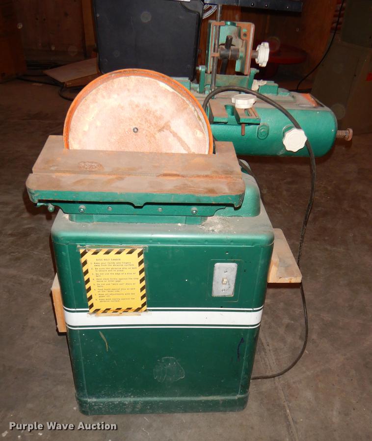Powermatic disc/belt sander in Holton, KS Item EA9106 sold Purple Wave