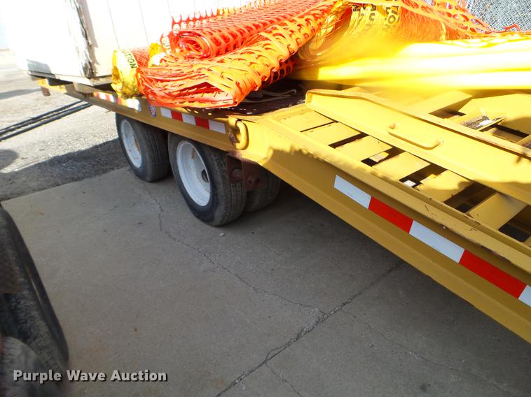 image for item EW9755 2003 American equipment trailer