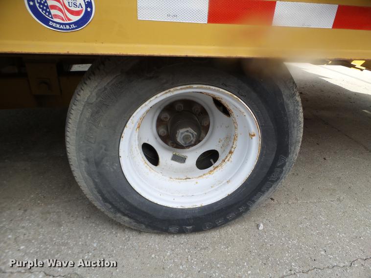 image for item EW9755 2003 American equipment trailer