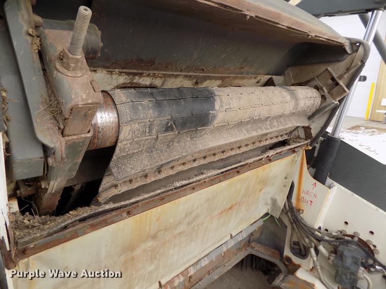 image for item FE9295 2007 Elgin Pelican NP street sweeper