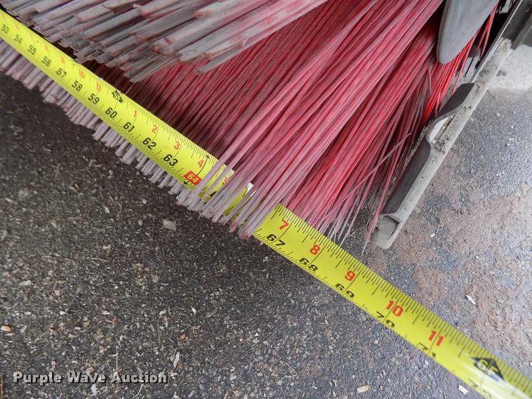 image for item FE9295 2007 Elgin Pelican NP street sweeper