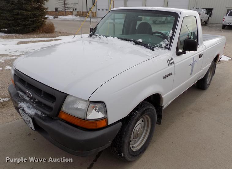 image for item FE9297 2000 Ford Ranger pickup truck