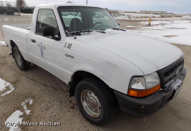 image for item FE9297 2000 Ford Ranger pickup truck