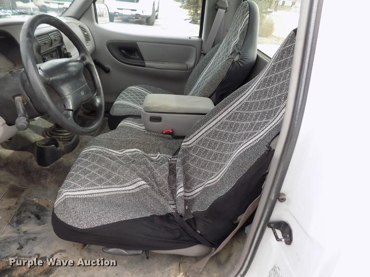 image for item FE9297 2000 Ford Ranger pickup truck