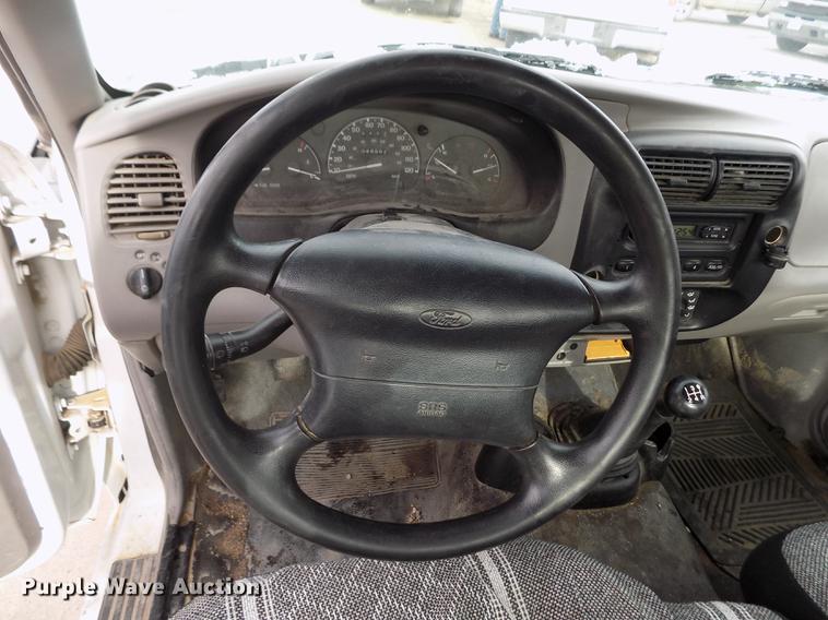 image for item FE9297 2000 Ford Ranger pickup truck