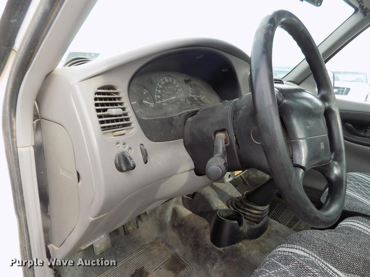 image for item FE9297 2000 Ford Ranger pickup truck