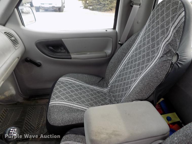 image for item FE9297 2000 Ford Ranger pickup truck