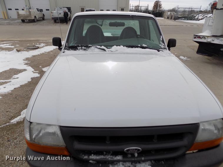 image for item FE9297 2000 Ford Ranger pickup truck
