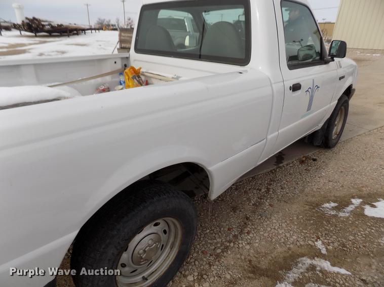 image for item FE9297 2000 Ford Ranger pickup truck