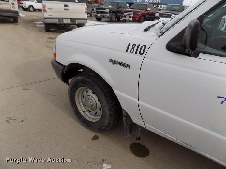 image for item FE9297 2000 Ford Ranger pickup truck