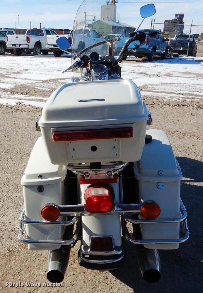 image for item FE9299 2005 Harley Davidson FLHPI Road King motorcycle