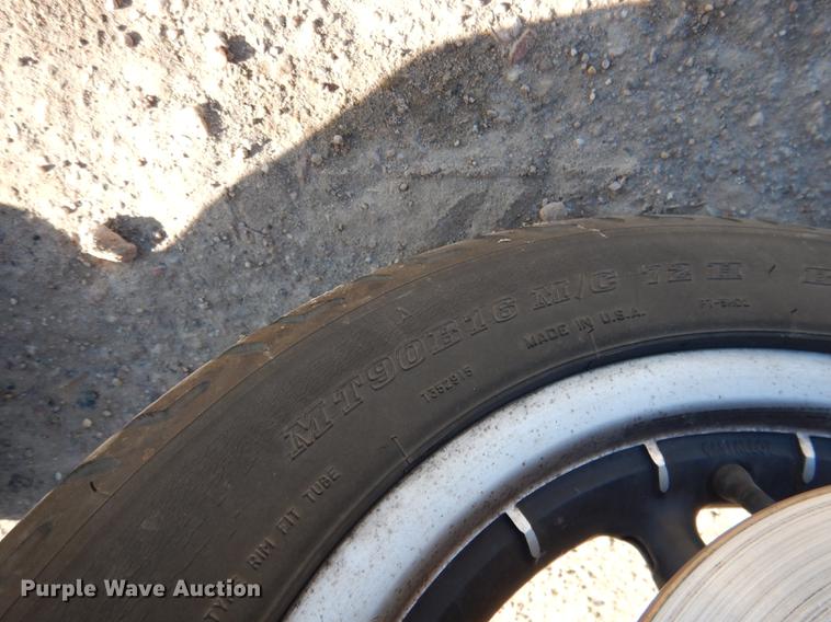 image for item FE9299 2005 Harley Davidson FLHPI Road King motorcycle