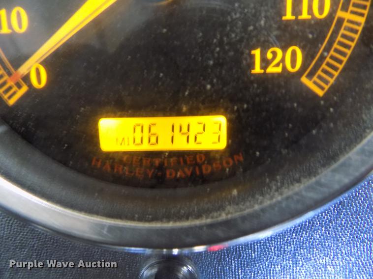 image for item FE9299 2005 Harley Davidson FLHPI Road King motorcycle