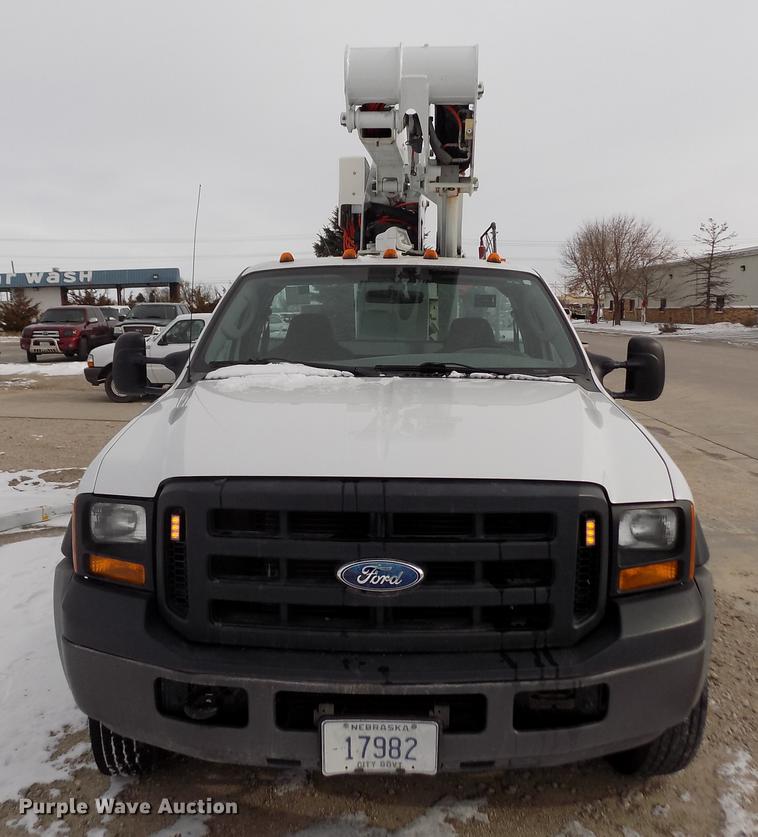 image for item FE9306 2007 Ford F550 XL bucket truck