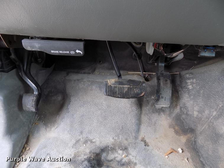 image for item FE9306 2007 Ford F550 XL bucket truck