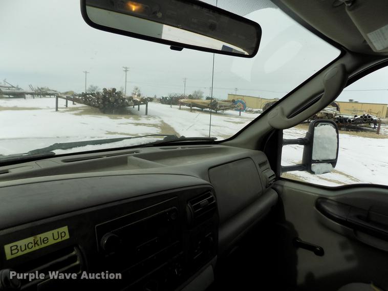 image for item FE9306 2007 Ford F550 XL bucket truck