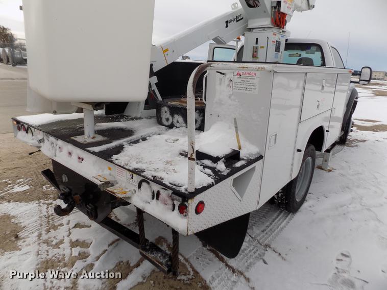 image for item FE9306 2007 Ford F550 XL bucket truck
