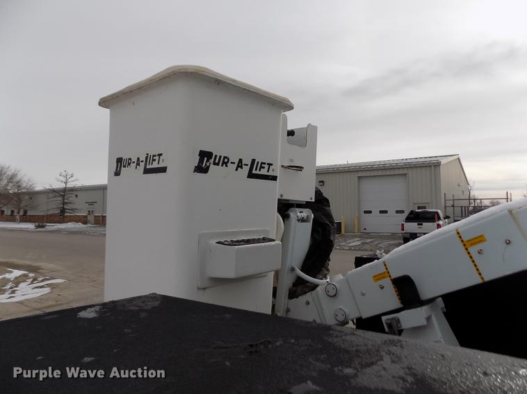 image for item FE9306 2007 Ford F550 XL bucket truck