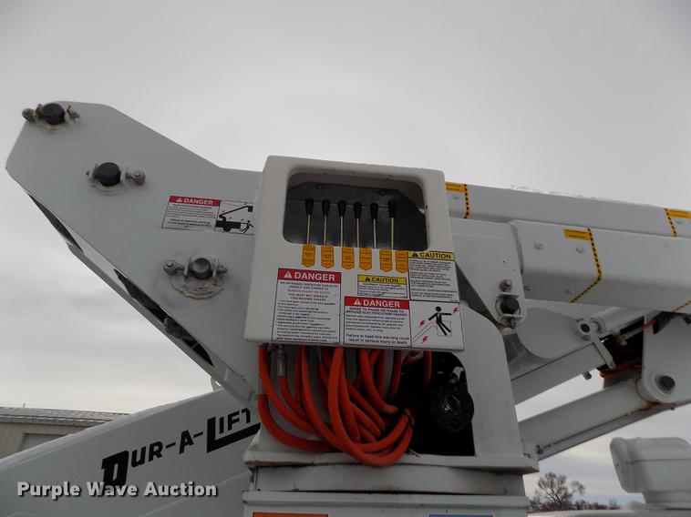 image for item FE9306 2007 Ford F550 XL bucket truck