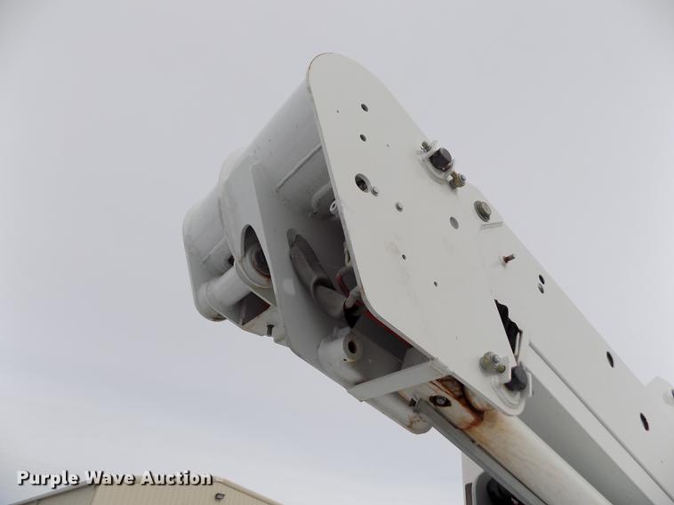 image for item FE9306 2007 Ford F550 XL bucket truck