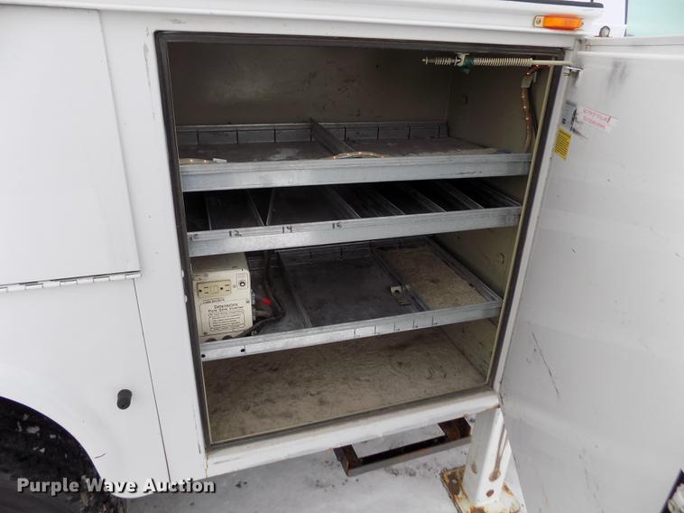 image for item FE9306 2007 Ford F550 XL bucket truck