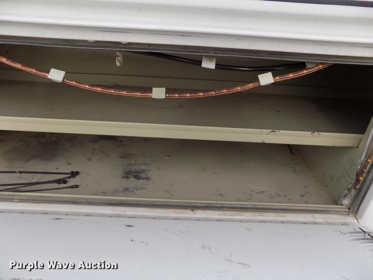 image for item FE9306 2007 Ford F550 XL bucket truck