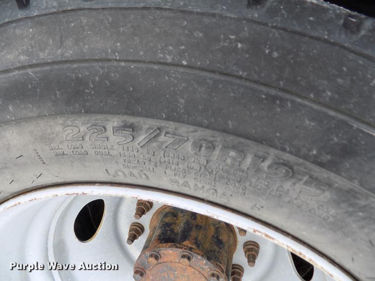 image for item FE9306 2007 Ford F550 XL bucket truck