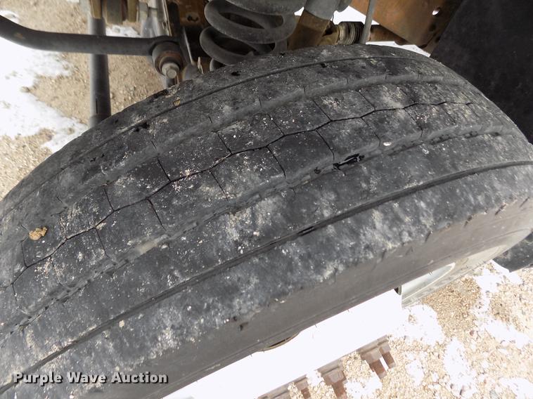 image for item FE9306 2007 Ford F550 XL bucket truck