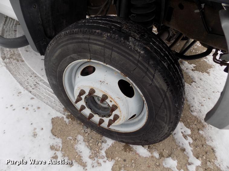 image for item FE9306 2007 Ford F550 XL bucket truck