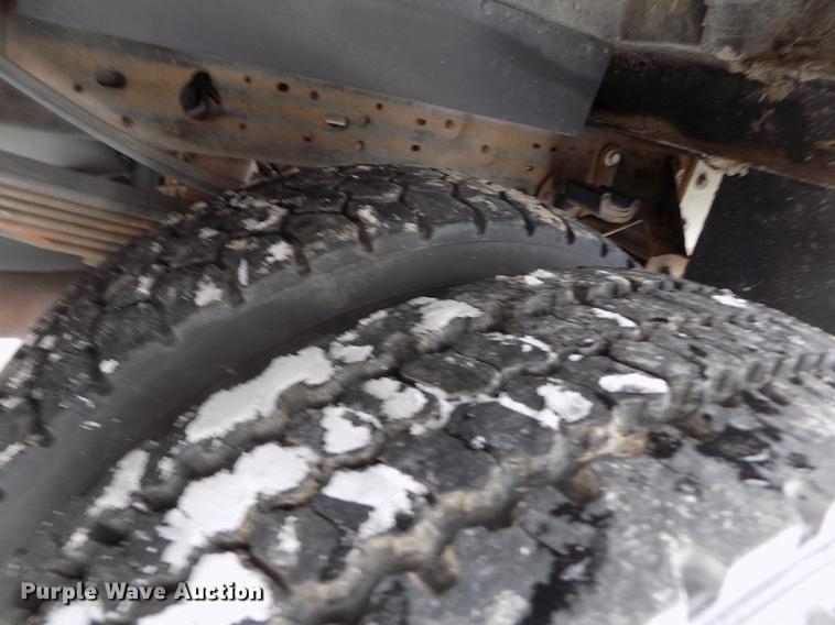 image for item FE9306 2007 Ford F550 XL bucket truck