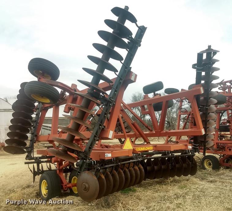 image for item DB9006 Sunflower 1433-29 tandem offset disk