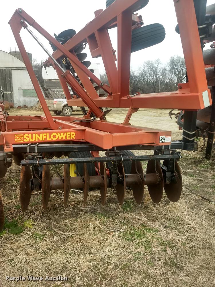 image for item DB9006 Sunflower 1433-29 tandem offset disk