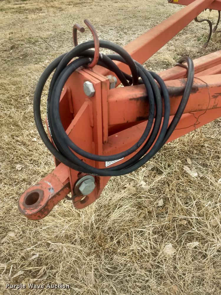 image for item DB9007 Sunflower 5452-46 field cultivator