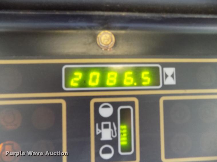 image for item DD3545 1999 New Holland LS180 skid steer